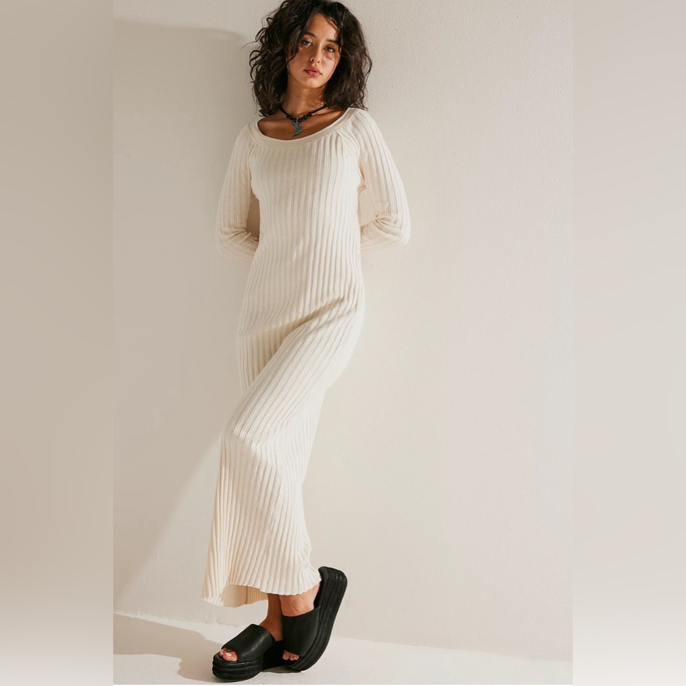 Free People Walk About Maxi Sweater Dress EXCELLENT CONDITION